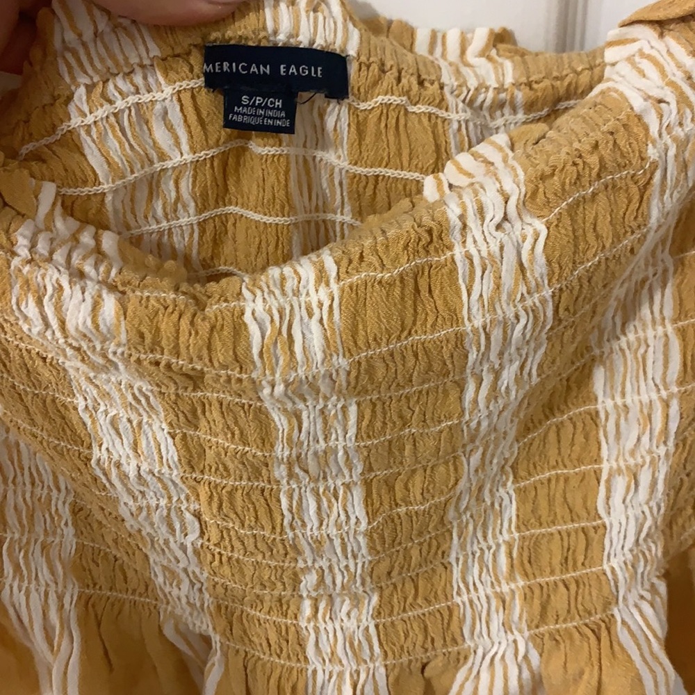 American Eagle Top - Picture 3 of 3